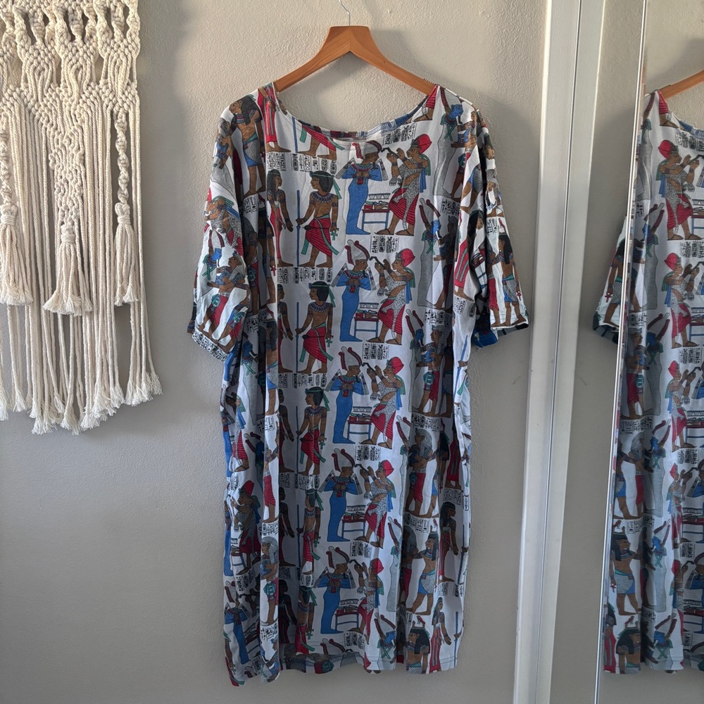 Colorful Graphic Print T-Shirt Dress